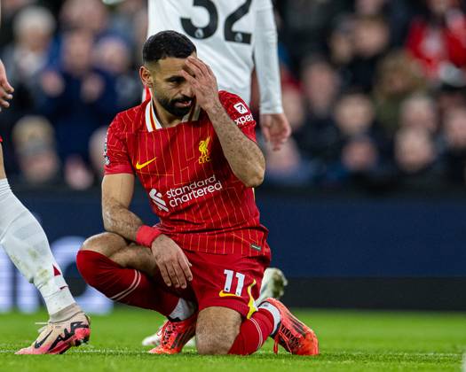 Football - FA Premier League - Liverpool FC v Fulham FC LIVERPOOL, ENGLAND - Saturday, December 14, 2024: Liverpool s Mohamed Salah reacts after missing a chance during the FA Premier League match between Liverpool FC and Fulham FC at Anfield. (Photo by David Rawcliffe Propaganda) LIVERPOOL Anfield MERSEYSIDE ENGLAND Copyright: xDavidxRawcliffex P2024-12-14-Liverpool_Fulham-38