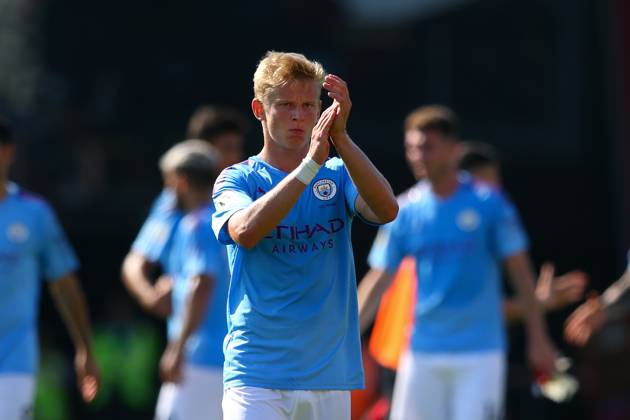 Bournemouth v Manchester City - Premier League - Vitality Stadium August 25, 2019, Bournemouth, United Kingdom: Oleksandr Zinchenko of Manchester City applauds the fans at the final whistle after the Premier League match at the Vitality Stadium, Bournemouth. Picture date: 25th August 2019. Picture credit should read: Craig Mercer Sportimage Bournemouth United Kingdom EDITORIAL USE ONLY Copyright: xx ZUMA-20190825_zaf_si1_132.jpg CraigxMercerx csmphototwo566974