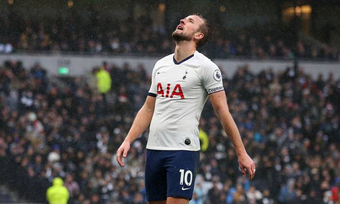 Tottenham Hotspur v Brighton and Hove Albion - Premier League - Tottenham Hotspur Stadium December 26, 2019, London, United Kingdom: Tottenhams Harry Kane reacts after missing a goal scoring chance during the Premier League match at the Tottenham Hotspur Stadium, London. Picture date: 26th December 2019. Picture credit should read: Paul Terry Sportimage London United Kingdom EDITORIAL USE ONLY Copyright: xx ZUMA-20191226_zaf_si1_081.jpg PaulxTerryx csmphototwo630097
