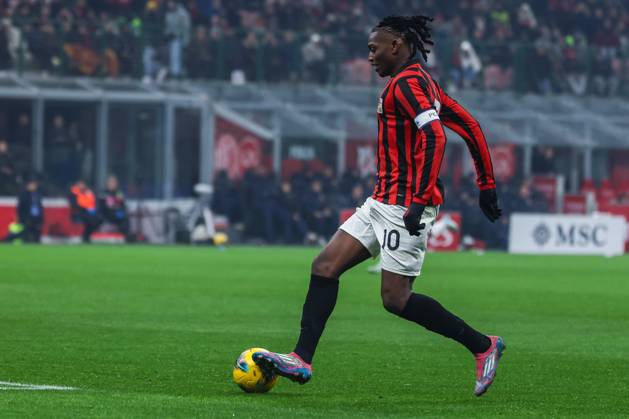 AC Milan vs Genoa CFC Serie A 2024 25 15 12 2024 Rafael Leao of AC Milan seen in action during Serie A 2024 25 football match between AC Milan and Genoa CFC at San Siro Stadium Copyright: xBEAUTIFULxSPORTS Carabellix