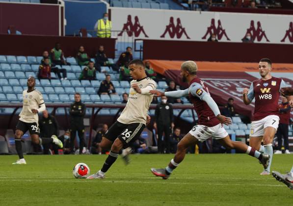 Aston Villa v Manchester United, ManU - Premier League - Villa Park July 9, 2020, Birmingham, United Kingdom: Mason Greenwood of Manchester United scores their second goal during the Premier League match at Villa Park, Birmingham. Picture date: 9th July 2020. Picture credit should read: Darren Staples Sportimage Birmingham United Kingdom EDITORIAL USE ONLY Copyright: xx ZUMA-20200709_zaf_si1_140.jpg DarrenxStaplesx csmphototwo677005