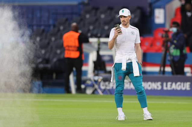 Paris Saint Germain v Manchester City - UEFA Champions League - Group A - Le Parc des Princes September 28, 2021, Paris, United Kingdom: Paris, France, 28th September 2021. Jack Grealish of Manchester City walks around the pitch ahead of the UEFA Champions League match at Le Parc des Princes, Paris. Picture credit should read: David Klein Sportimage Paris United Kingdom EDITORIAL USE ONLY Copyright: xx ZUMA-20210928_zaf_si1_004.jpg DavidxKleinx csmphototwo797581