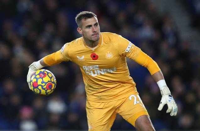 Brighton and Hove Albion v Newcastle United - Premier League - AMEX Stadium November 6, 2021, Brighton and Hove, United Kingdom: Brighton and Hove, England, 6th November 2021. Karl Darlow of Newcastle United during the Premier League match at the AMEX Stadium, Brighton and Hove. Picture credit should read: Paul Terry Sportimage Brighton and Hove United Kingdom EDITORIAL USE ONLY Copyright: xx ZUMA-20211106_zaf_si1_235.jpg PaulxTerryx csmphototwo817515