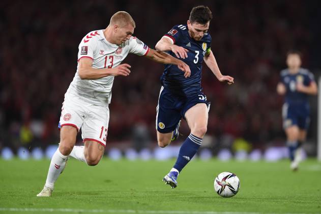 Scotland v Denmark - FIFA World Cup, WM, Weltmeisterschaft, Fussball qualifying - European - Hampden Park November 15, 2021, Glasgow, United Kingdom: Glasgow, Scotland, 15th November 2021. Rasmus Kristensen of Denmark and Andrew Robertson of Scotland during the FIFA World Cup qualifiers match at Hampden Park, Glasgow. Picture credit should read: Neil Hanna Sportimage Glasgow United Kingdom EDITORIAL USE ONLY Copyright: xx ZUMA-20211115_zaf_si1_089.jpg NeilxHannax csmphototwo822937