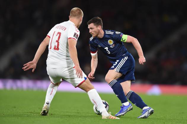 Scotland v Denmark - FIFA World Cup, WM, Weltmeisterschaft, Fussball qualifying - European - Hampden Park November 15, 2021, Glasgow, United Kingdom: Glasgow, Scotland, 15th November 2021. Rasmus Kristensen of Denmark and Andrew Robertson of Scotland during the FIFA World Cup qualifiers match at Hampden Park, Glasgow. Picture credit should read: Neil Hanna Sportimage Glasgow United Kingdom EDITORIAL USE ONLY Copyright: xx ZUMA-20211115_zaf_si1_088.jpg NeilxHannax csmphototwo822938