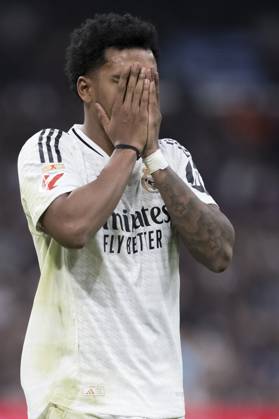 LA LIGA EA Sports - Real Madrid vs Sevilla MADRID, SPAIN - December 22:Rodrygo Goes of Real Madrid reacts to a missed opportunity during the La Liga 2024 25 match between Real Madrid and Sevilla at Santiago Bernabeu Stadium. (Photo by Guillermo Martinez) Madrid Santiago BernabÃ u Stadium Spain Copyright: xGuillermoxMartinezx