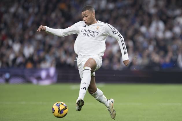 LA LIGA EA Sports - Real Madrid vs Sevilla MADRID, SPAIN - December 22: Kylian Mbappe of Real Madrid in action during the La Liga 2024 25 match between Real Madrid and Sevilla at Santiago Bernabeu Stadium. (Photo by Guillermo Martinez) Madrid Santiago BernabÃ u Stadium Spain Copyright: xGuillermoxMartinezx