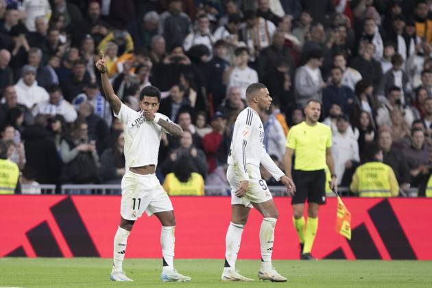 LA LIGA EA Sports - Real Madrid vs Sevilla MADRID, SPAIN - December 22: Rodrygo Goes of Real Madrid celebrates a goal during the La Liga 2024 25 match between Real Madrid and Sevilla at Santiago Bernabeu Stadium. (Photo by Guillermo Martinez) Madrid Santiago BernabÃ u Stadium Spain Copyright: xGuillermoxMartinezx