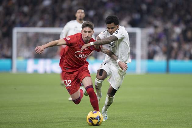 LA LIGA EA Sports - Real Madrid vs Sevilla MADRID, SPAIN - December 22:11q and Jose Angel Carmona of Sevilla in action during the La Liga 2024 25 match between Real Madrid and Sevilla at Santiago Bernabeu Stadium. (Photo by Guillermo Martinez) Madrid Santiago BernabÃ u Stadium Spain Copyright: xGuillermoxMartinezx