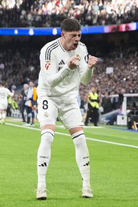 LA LIGA EA Sports - Real Madrid vs Sevilla MADRID, SPAIN - December 22: Federico Valverde of Real Madrid celebrates a goal during the La Liga 2024 25 match between Real Madrid and Sevilla at Santiago Bernabeu Stadium. (Photo by Guillermo Martinez) Madrid Santiago BernabÃ u Stadium Spain Copyright: xGuillermoxMartinezx