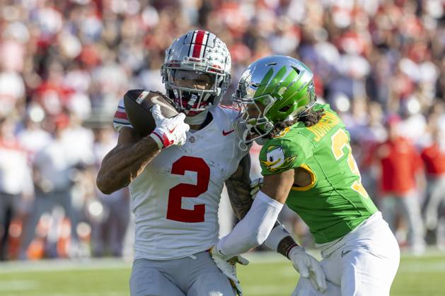 January 1, 2025, Los Angeles, California, United States: Ohio State wide receiver Emeka Egbuka 2 catches a touchdown pass against Oregon defensive back Brandon Johnson 3 during the 2025 Rose Bowl game Wednesday, Jan. 1, 2024, in Pasadena, Calif. Los Angeles USA - ZUMAc68_ 20250101_zaf_c68_005 Copyright: xRingoxChiux