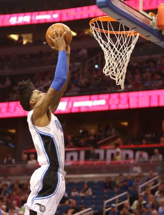 Detroit Pistons at Orlando Magic Orlando guard Elfrid Payton (4) goes up for an uncontested dunk on Wednesday, April 6, 2016, at the Amway Center in Orlando, Fla. (Charles King Orlando Sentinel TNS) Orlando FL USA EDITORIAL USE ONLY Copyright: xx 1183022 CharlesxKingx krtphotoslive749784