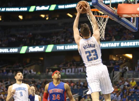 Detroit Pistons at Orlando Magic Orlando guard Mario Hezonja (23) catches a lob pass for a dunk as Detroit forward Tobias Harris (34) watches on Wednesday, April 6, 2016, at the Amway Center in Orlando, Fla. (Charles King Orlando Sentinel TNS) Orlando FL USA EDITORIAL USE ONLY Copyright: xx 1183022 CharlesxKingx krtphotoslive749786