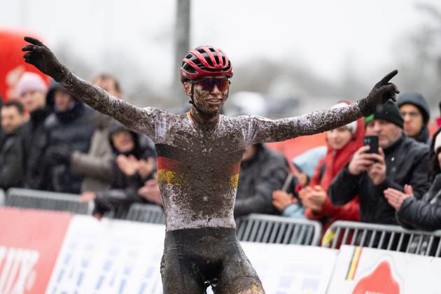 Cyclo-cross, Weltcup Dendermonde, 06.01.2025 Junioren-Sieger Benedikt Benz (GER) Dendermonde Deutschland Copyright: xMarcelxHilgerx