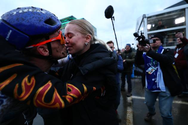 Belgian Thibau Nys celebrates after winning the elite men race of the Belgian Cyclocross Championships (11-12 01) on Sunday 12 January 2025 in Heusden-Zolder. DAVIDxPINTENS  x110252923x