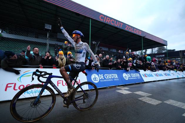 Belgian Thibau Nys celebrates as he crosses the finish line to win the elite men race of the Belgian Cyclocross Championships (11-12 01) on Sunday 12 January 2025 in Heusden-Zolder. DAVIDxPINTENS  x110253254x