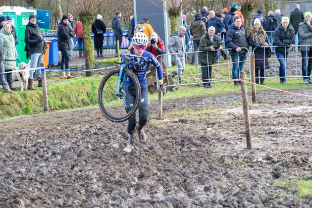 NK Cyclocross Oisterwijk vrouwen Oisterwijk (NED), CYCLOCROSS, JANUARY 12 Puck Pieterse Gefotografeerd tijdens het Nederlands Kampioenschap veldrijden in Oisterwijk Content not available for redistribution in The Netherlands directly or indirectly through any third parties. Copyright: xSportfotoxPhotoagencyx