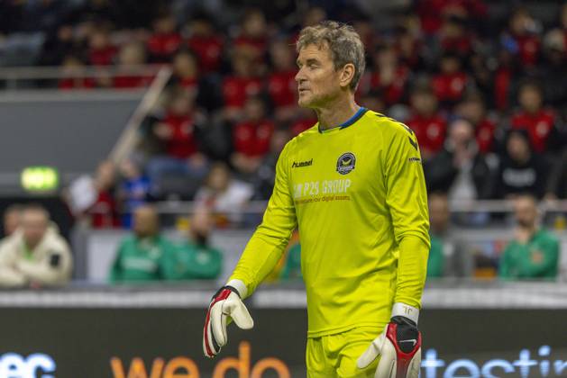 Regensburg, Deutschland 11. Januar 2025: Bananenflanker Budenzauber - 2025 Im Bild: Torhüter Jens Lehmann (Team Bananflanker Legenden) Donau-Arena Bayern Copyright: xFotostandx xSchaeferx
