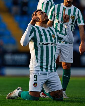 Clayton seen in action celebrating after scoring goal during Taca De Portugal game between teams of Casa Pia AC and Rio Ave FC at Estadio Municipal Rio Maior (Maciej Rogowski) Rio Maior Estadio Municipal Rio Maior Portugal Copyright: xMaciejxRogowskix cpacrioavefull2425-096