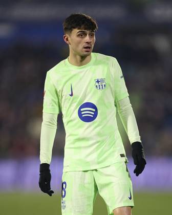 Getafe CF v FC Barcelona, Barca - LaLiga EA Sports Pedri Gonzalez of FC Barcelona looks on during the LaLiga EA Sports match between Getafe CF and FC Barcelona at Coliseum Alfonso Perez on January 18, 2025, in Getafe, Spain. Getafe Coliseum Alfonso Perez Madrid Spain RL_GETvFCB_000050 Copyright: xRicardoxLarreinax