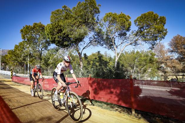 Dutch Fem Van Empel and Luxembourgian Marie Schreiber pictured in action during the women s elite race at the cyclocross cycling event in Benidorm, Spain, Sunday 19 January 2025, stage 12 14 in the UCI World Cup competition. DAVIDxPINTENS x110728559x