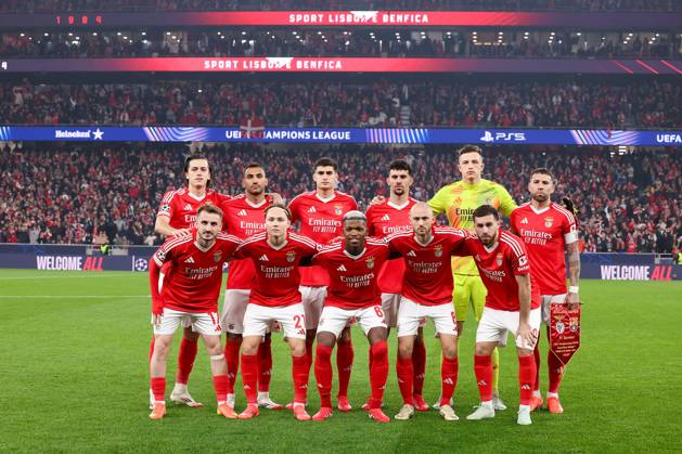 Portugal, Estadio do SL Benfica Lisbon 21 January 2025 Uefa Champions League phase 2024 25 Matchday 7, S L Benfica FC Barcelona v l , Team photo S L Benfica, Benfica s squad, Line up of S L Benfica, standing from left Alvaro Fernandez Carreras S L Benfica , Vangelis Pavlidis S L Benfica , Antonio Silva S L Benfica , Tomas Araujo S L Benfica , goalkeeper Anatoliy Trubin S L Benfica and Nicolas Otamendi S L Benfica , bottom from left Kerem Aktürkoglu S L Benfica , Andreas Schjelderup S L Benfica , Florentino Dias S L Benfica , Frederik Aursnes S L Benfica and Orkun Kokcu S L Benfica Copyright: JoaquimxFerreira