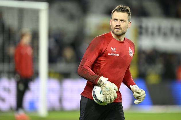 Club Brugge v KV Kortrijk - Jupiler Pro League BRUGGE, BELGIUM - JANUARY 25 : Mignolet Simon goalkeeper of Club Brugge pictured during a pre match warming up exercise prior to the Jupiler Pro League match between Club Brugge and KV Kortrijk on January 25, 2025 in Brugge, Belgium, 25 01 2025 Brugge Belgium Copyright: xNicoxVereeckenx