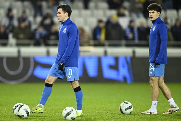 Club Brugge v KV Kortrijk - Jupiler Pro League BRUGGE, BELGIUM - JANUARY 25 : Vetlesen Hugo midfielder of Club Brugge and Sabbe Kyriani defender of Club Brugge pictured during a pre match warming up exercise prior to the Jupiler Pro League match between Club Brugge and KV Kortrijk on January 25, 2025 in Brugge, Belgium, 25 01 2025 Brugge Belgium Copyright: xNicoxVereeckenx