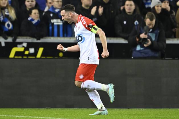 Club Brugge v KV Kortrijk - Jupiler Pro League BRUGGE, BELGIUM - JANUARY 25 : Team captain Dejaegere Brecht midfielder of KV Kortrijk celebrates scoring the opening goal during the Jupiler Pro League match between Club Brugge and KV Kortrijk on January 25, 2025 in Brugge, Belgium, 25 01 2025 Brugge Belgium Copyright: xNicoxVereeckenx