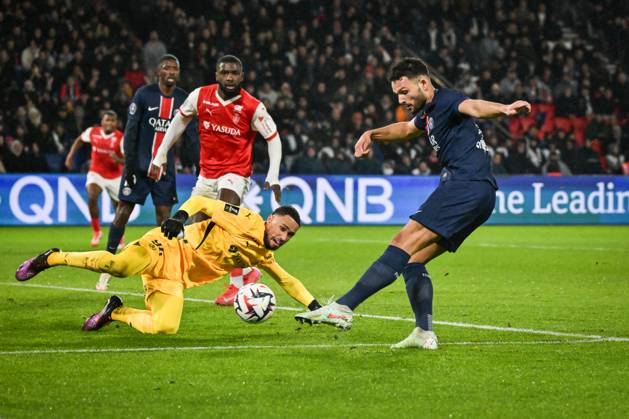 Ligue 1 PSG vs Stade de Reims - FA Paris Saint-Germain’s forward Goncalo Ramos kicks the ball during the French L1 football match between Paris Saint-Germain and Stade de Reims at the Parc des Princes stadium in Paris on January 25, 2025. Photo by Firas Abdullah ABACAPRESS.COM Paris Île-de-France France  Copyright: xAbdullahxFiras ABACAx