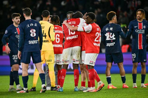 Ligue 1 PSG vs Stade de Reims - FA Paris Saint-Germain and Stade de Reims players cheer each other at the end of the French L1 football match at the Parc des Princes stadium in Paris on January 25, 2025. Photo by Firas Abdullah ABACAPRESS.COM Paris Île-de-France France  Copyright: xAbdullahxFiras ABACAx
