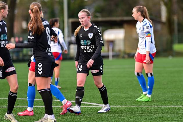Soccer I Women I 2024 2025 season I Test match I Hamburger SV Kolding IF I 25 01 2025 In the center of the picture goal scorer Laerke Friis 24, Kolding IF in her own penalty area Copyright: xLobeca WolfxGebhardtx