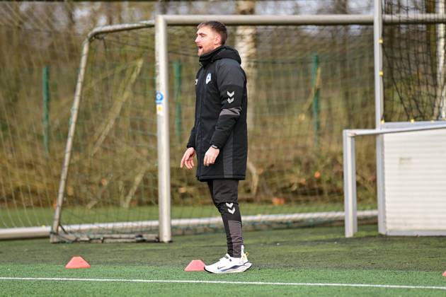 Soccer I Women I 2024 2025 season I Test match I Hamburger SV Kolding IF I 25 01 2025 Coach Lasse Skovhoj Kolding IF gives instructions on the touchline Copyright: xLobeca WolfxGebhardtx