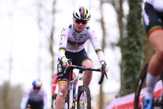 UCI Cyclocross World Cup Hoogerheide 2025 HOOGERHEIDE, THE NETHERLANDS - JANUARY 26 : Van Empel Fem (NED) of Visma Lease A Bike during the 12th and final leg of the UCI Cyclocross World Cup series 2024-2025 in Hoogerheide, The Netherlands, 26 01 2025 Hoogerheide The Netherlands  Copyright: xGvgx