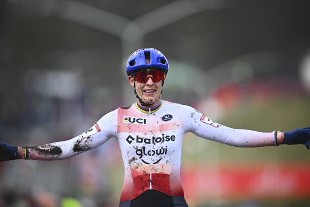 UCI Cyclocross World Cup Hoogerheide 2025 HOOGERHEIDE, THE NETHERLANDS - JANUARY 26 : Brand Lucinda (NED) of Baloise Glowi Lions wins during the 12th and final leg of the UCI Cyclocross World Cup series 2024-2025 in Hoogerheide, The Netherlands, 26 01 2025 Hoogerheide The Netherlands  Copyright: xGvgx