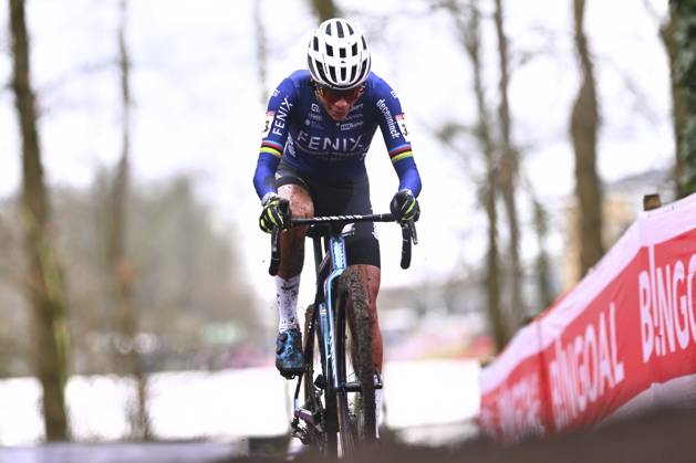 UCI Cyclocross World Cup Hoogerheide 2025 HOOGERHEIDE, THE NETHERLANDS - JANUARY 26 : Alvarado Ceylin Del Carmen (NED) of Alpecin-Deceuninck during the 12th and final leg of the UCI Cyclocross World Cup series 2024-2025 in Hoogerheide, The Netherlands, 26 01 2025 Hoogerheide The Netherlands  Copyright: xGvgx