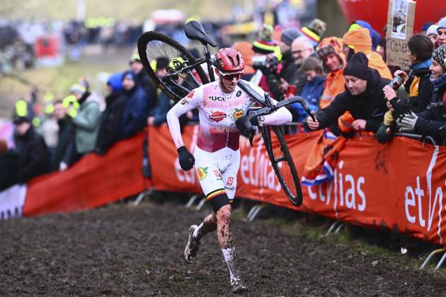 UCI Cyclocross World Cup Hoogerheide 2025 HOOGERHEIDE, THE NETHERLANDS - JANUARY 26 : Vanthourenhout Michael (BEL) of Pauwels Sauzen - Cibel Clementines during the 12th and final leg of the UCI Cyclocross World Cup series 2024-2025 in Hoogerheide, The Netherlands, 26 01 2025 Hoogerheide The Netherlands  Copyright: xGvgx