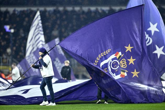 RSC Anderlecht v KV Mechelen - Jupiler Pro League ANDERLECHT, BELGIUM - JANUARY 26 : Supporters of Anderlecht display their colours during the Jupiler Pro League match between RSC Anderlecht and KV Mechelen on January 26, 2025 in Anderlecht, Belgium, 26 01 2025 Anderlecht Belgium Copyright: xNicoxVereeckenx