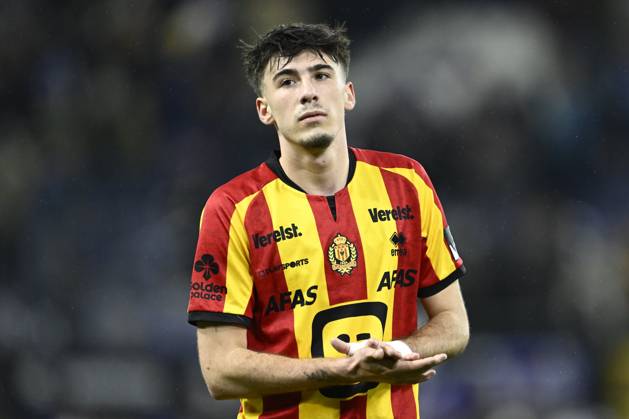 RSC Anderlecht v KV Mechelen - Jupiler Pro League ANDERLECHT, BELGIUM - JANUARY 26 : Vanrafelghem Kiki Keano forward of KV Mechelen greeting the fans despite the defeat during the Jupiler Pro League match between RSC Anderlecht and KV Mechelen on January 26, 2025 in Anderlecht, Belgium, 26 01 2025 Anderlecht Belgium Copyright: xNicoxVereeckenx