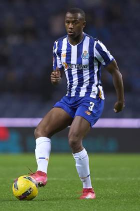 FC Porto v CD Santa Clara - Liga Portugal Betclic Tiago Djalo of FC Porto is in action during the Liga Portugal Betclic match between FC Porto and CD Santa Clara at Estadio Do Dragao in Porto, Portugal, on January 26, 2025. Porto, Portugal Porto Portugal  Copyright: xJosexManuelxAlvarezxReyx originalFilename:alvarezrey-notitle250126_nphmq
