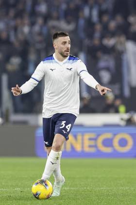 CALCIO - Serie A - SS Lazio vs ACF Fiorentina Lazioâ??s Spanish defender Mario Gila controls the ball during the Serie A football match SS Lazio vs Fiorentina at Olimpico Stadium on January 26, 2025, in Rome. Rome Italy  Copyright: xIPAxSport ABACAx