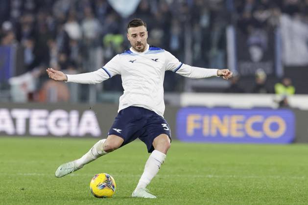 CALCIO - Serie A - SS Lazio vs ACF Fiorentina Lazioâ??s Spanish defender Mario Gila controls the ball during the Serie A football match SS Lazio vs Fiorentina at Olimpico Stadium on January 26, 2025, in Rome. Rome Italy  Copyright: xIPAxSport ABACAx