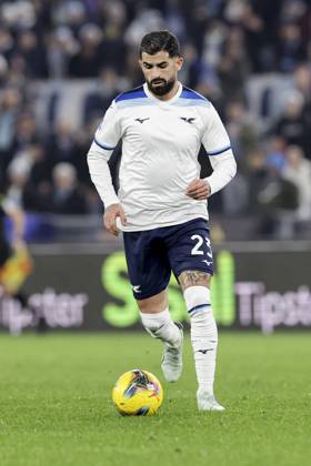 CALCIO - Serie A - SS Lazio vs ACF Fiorentina Lazio s Albanian defender Elseid Hysaj controls the ball during the Serie A football match SS Lazio vs Fiorentina at Olimpico Stadium on January 26, 2025, in Rome. Rome Italy  Copyright: xIPAxSport ABACAx