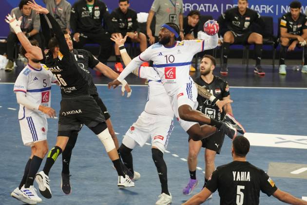 Handball - IHF Men s World Championship, WM, Weltmeisterschaft - France V Egypt 10 Dika MEM OF FRANCE during the IHF Men s World Championship 2025, Quarter-Finals Handball match between France and Egypt on 28 January 2025 at Arena Zagreb in Zagreb, Croatia - Photo Laurent Lairys ABACAPRESS,COM Zagreb Croatia  Copyright: xLairysxLaurent ABACAx