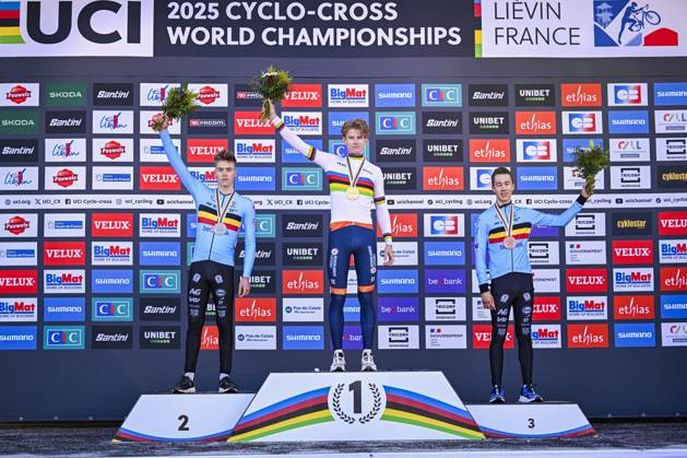 2025 UCI Cyclo-Cross WC - Men Under 23 LIEVIN, FRANCE - FEBRUARY 01 : Del Grosso Tibor (NED) , Michels Jente (BEL) , De Bruyckere Kay (BEL) on the podium during the 2025 UCI Cyclo-Cross World Championships for Men Under 23 on February 01, 2025 in Lievin, France, 01 02 2025 Lievin France  Copyright: xNicoxVereeckenx