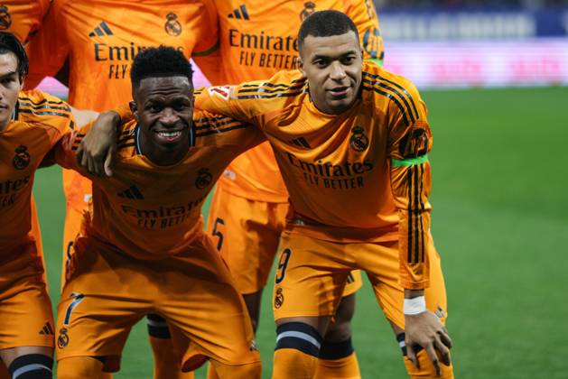 RCD Espanyol de Barcelona v Real Madrid CF - La Liga EA Sports Vinicius Jr of Real Madrid and Kylian Mbappe of Real Madrid participate in the La Liga EA Sports 2024 25 match between RCD Espanyol and Real Madrid at RCD Stadium in Barcelona, Spain, on February 1, 2025. Cornella Spain Copyright: xGongorax originalFilename:bonilla-rcdespan250201_npS5i