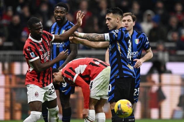 Db Milano 02 02 2025 - campionato di calcio serie A Milan-Inter foto Daniele Buffa Image nella foto: Lautaro Martinez-Fikayo Tomori