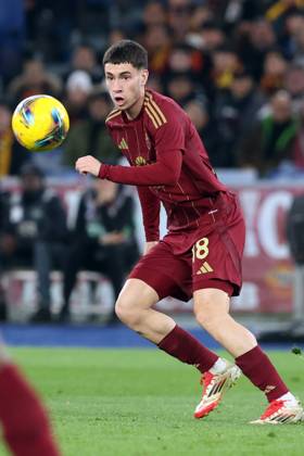 Rome, Italy 02.02.2025 : Matias Soule of Roma during Italian football championship Serie A Enilive 2024-2025 match AS Roma vs SSC Napoli at Stadio Olimpico in Rome on February 2, 2025.  Copyright: xMarcoxIacobucci IPAxSportx xipa-agency.netx xx IPA_53560168 IPA_Agency_IPA53560168