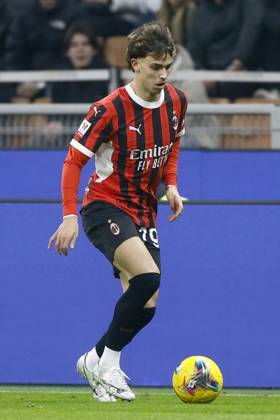 JOAO FELIX SEQUEIRA, Milan, Coppa Italia, Italian Cup, 2024-25, Milan vs Roma 3-1, 05-02-2025, Azione, Action, Single shot COPPA ITALIA 2024-25 MILAN-ROMA 3-1