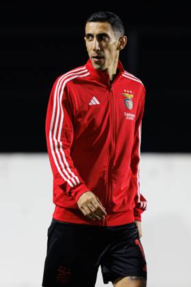 Angel Di Maria seen during Liga Portugal game between teams of CF Estrela Amadora and SL Benfica at Estadio Jose Gomes (Maciej Rogowski) Amadora Estadio Jose Gomes Portugal Copyright: xMaciejxRogowskix estrelaslb2425-020